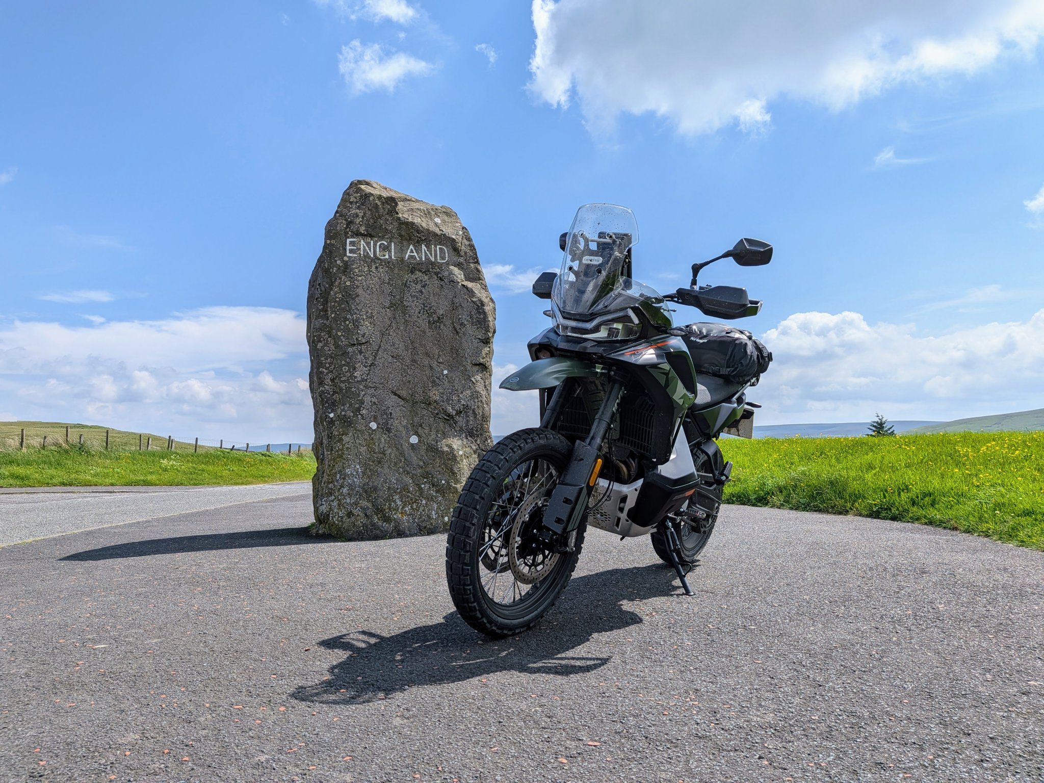 CFMoto 1000MT-Xで740マイル17.5時間 サセックスからスコットランド縦断