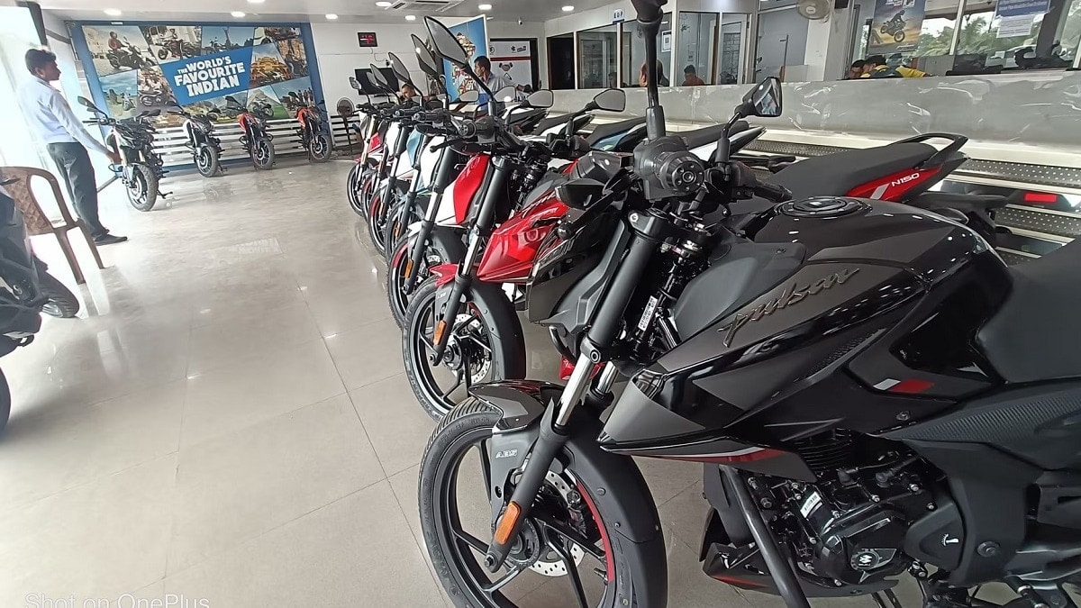 Bajaj to Launch Its First Electric Motorcycle in FY28, Prioritizing Export Over Domestic Pulsar Electrification