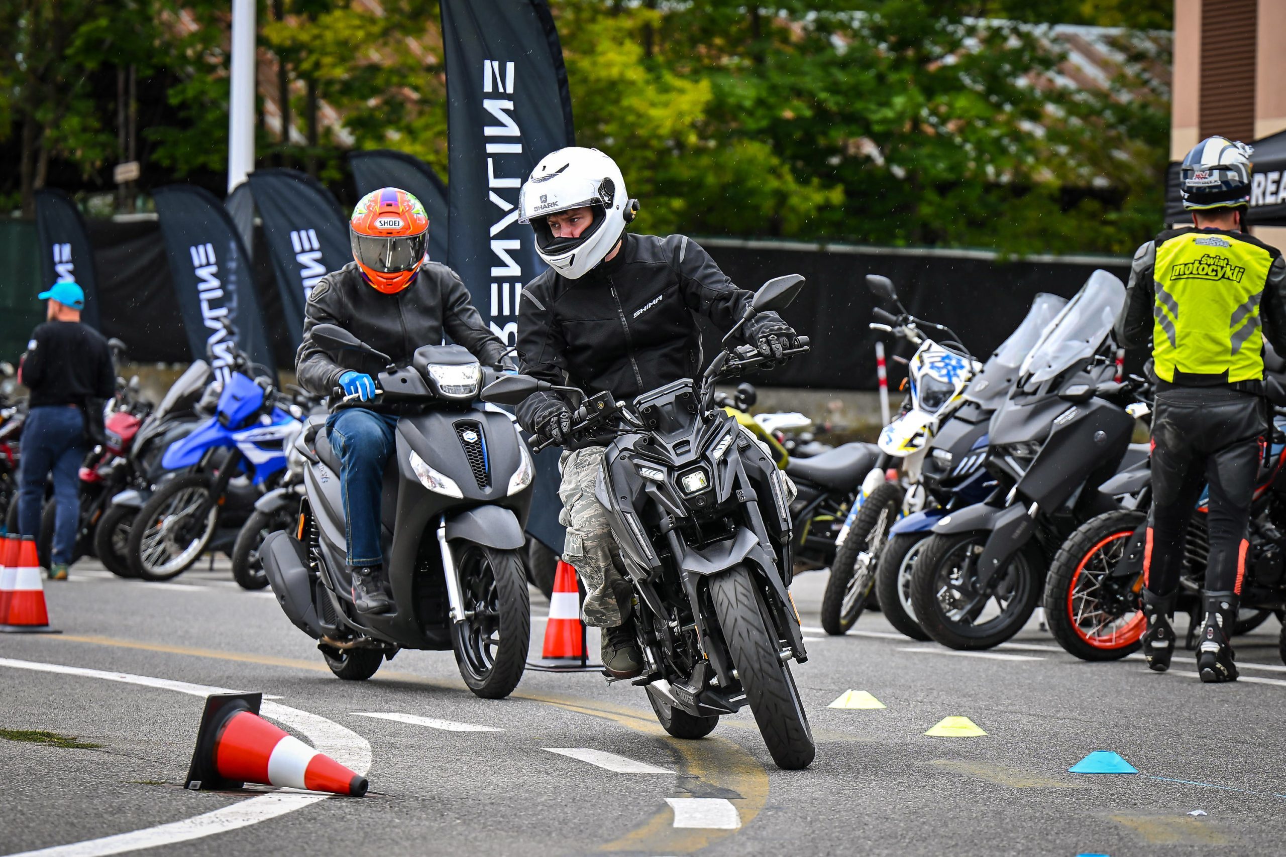 125cc46台の大規模比較テスト、ヤマハR125とZontes125Xが首位