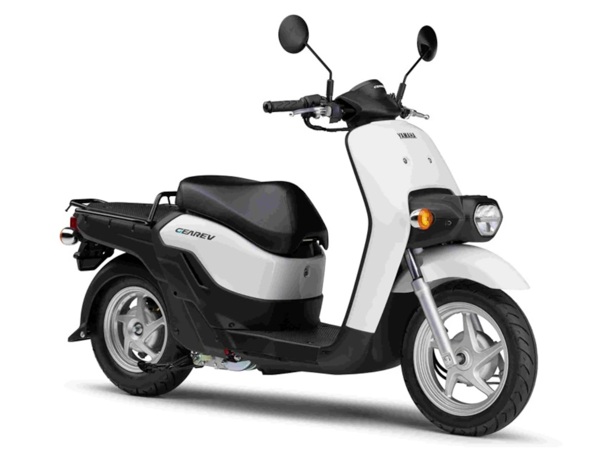 ヤマハ、業務用EVスクーター「GEAREV」7月17日発売 バッテリー2個で航続100km