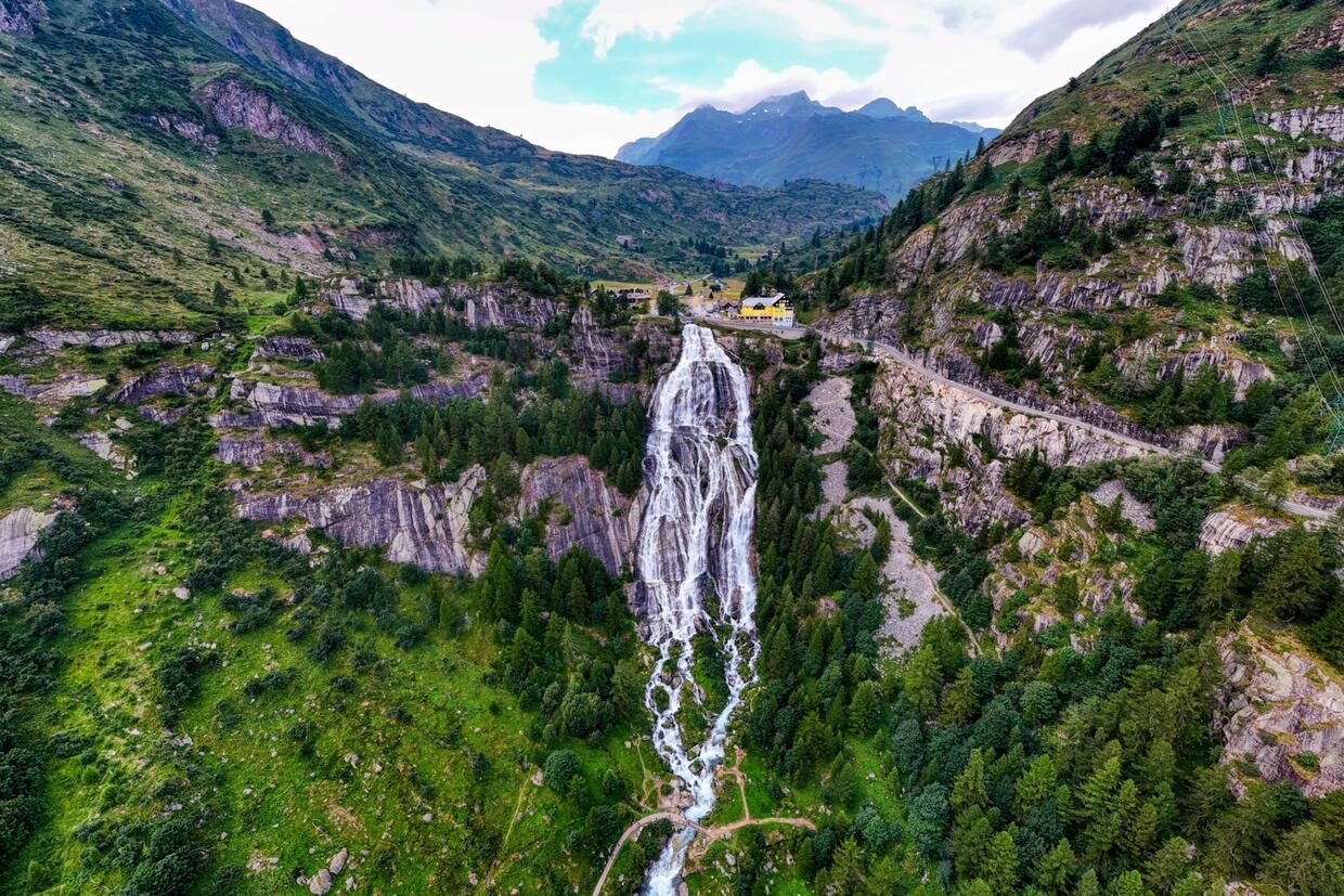 A Winding Road Through the Heart: An Italian Route Linking Lombardy and Piedmont