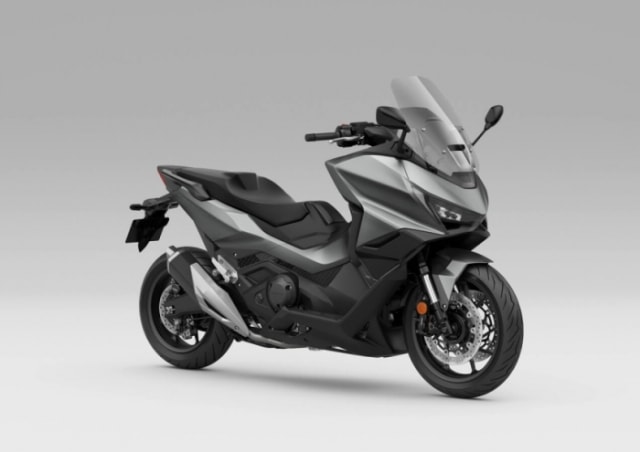 Honda Forza 750 2027年型、2色追加で技術仕様を継承