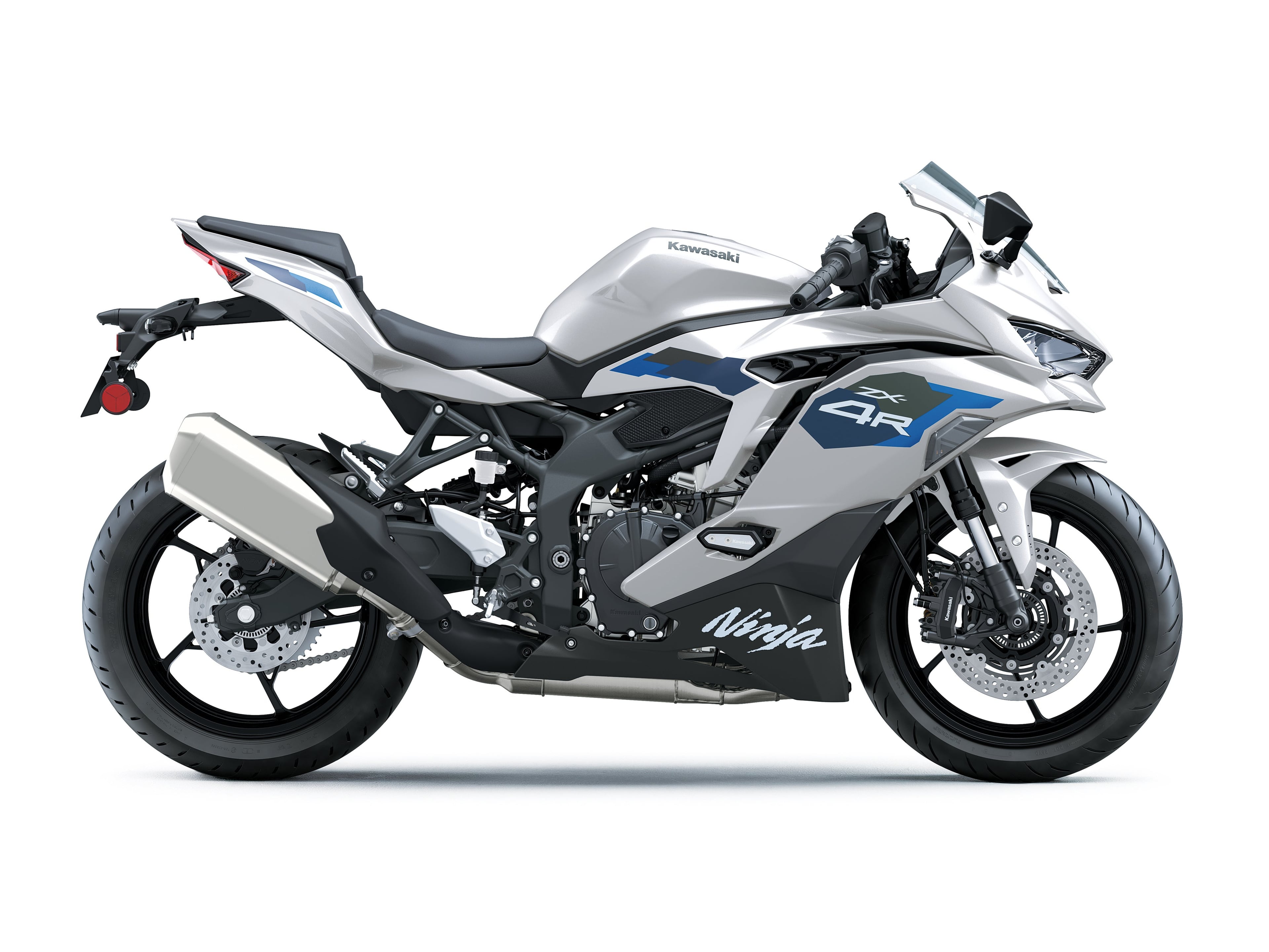 カワサキ、Ninja ZX-4R/4RRを8月1日発売 新色シルバー追加