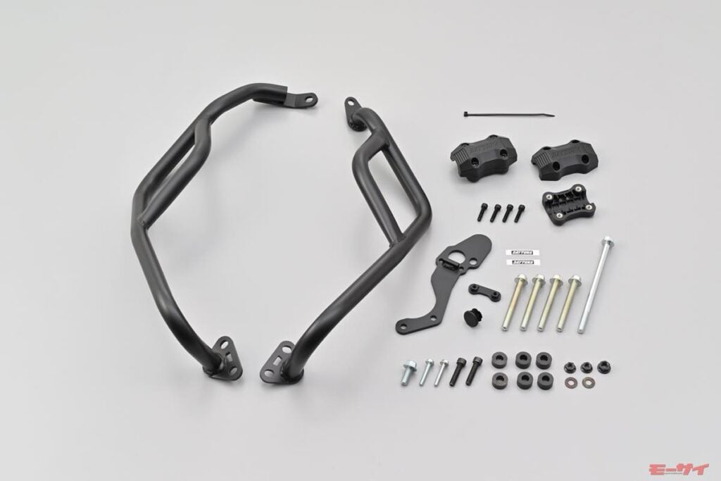 発売前から続々、デイトナがCB400スーパーフォア Eクラッチ用パーツを投入