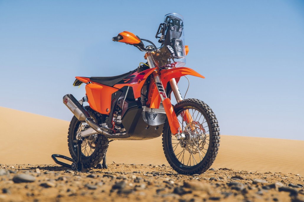 KTM「450 Rally Replica」2027年型 100台超の限定で7月から納車開始