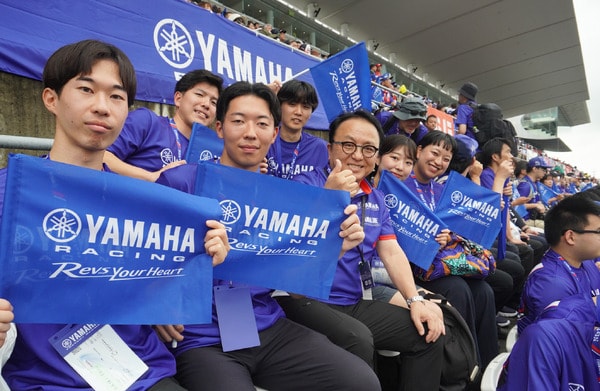 Yamaha Brings All 264 New Hires to Suzuka 8 Hours, Turning the Grandstand Blue