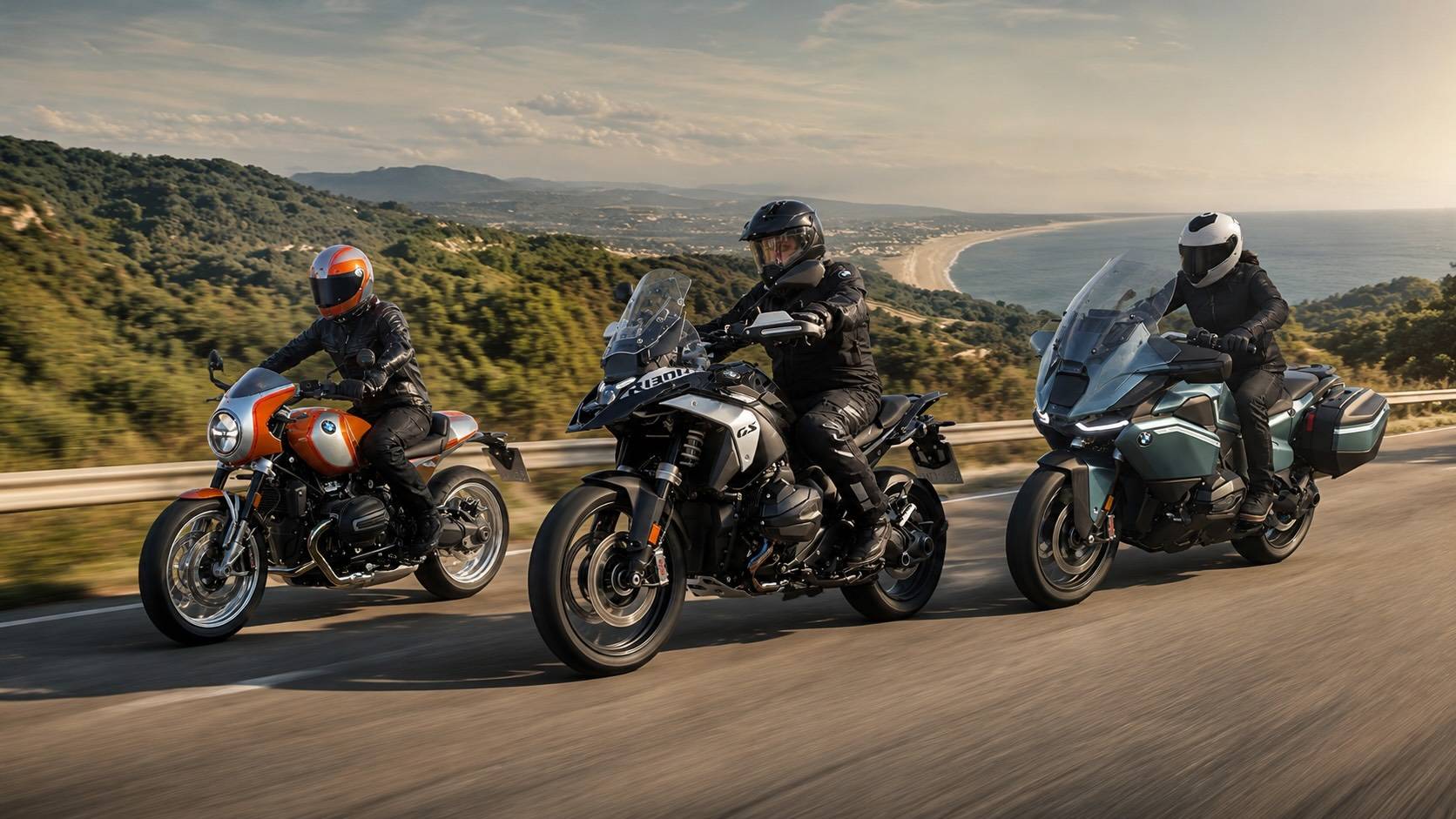 BMWモトラッド、中国で新型3台を一挙発表 R12S/R1300GS自動変速/R1300RT特別仕様