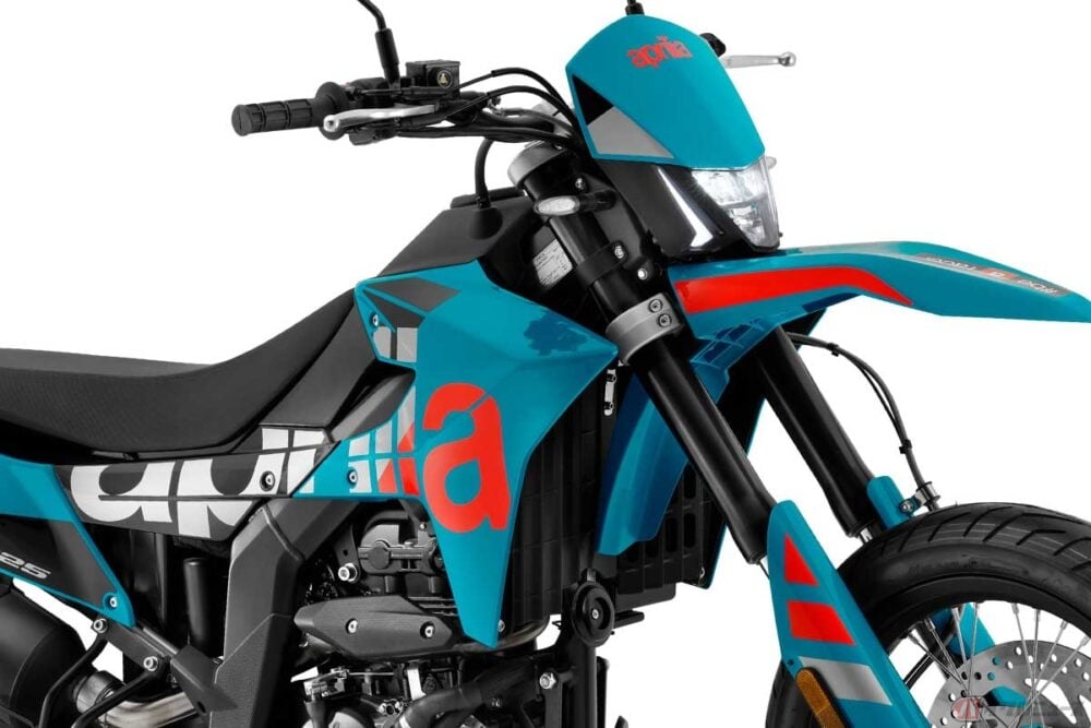 Aprilia SX125 Gets New 2026 Graphics, Class-2 Moped Motard Draws Attention