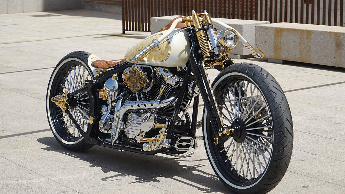 Lord Drake Kustoms' Award-Winning Build: The Craft Behind Harley Softail 'Babylon'