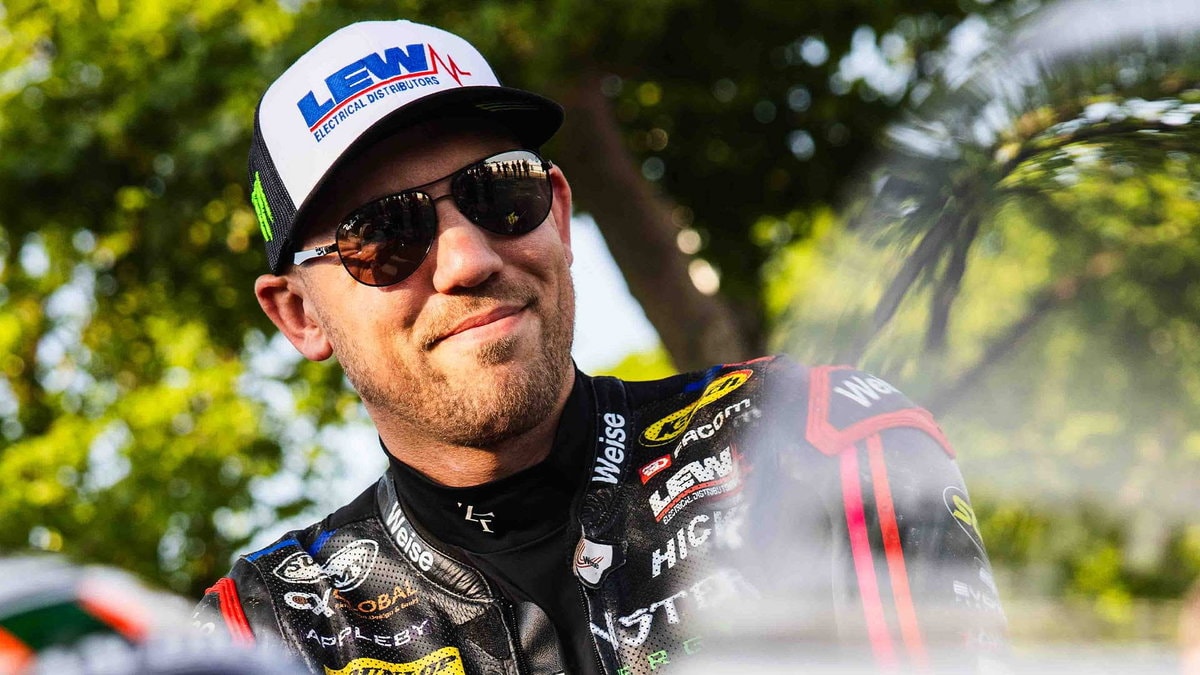 Peter Hickman to Ride the Iconic Norton Rotary at the 2026 Classic TT, Continuing a Near-50-Year Family Connection