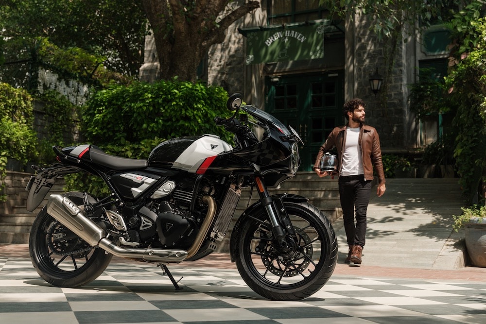 Triumph Thruxton 400 2026——398cc カフェレーサー、41hp で現代の美学を纏う