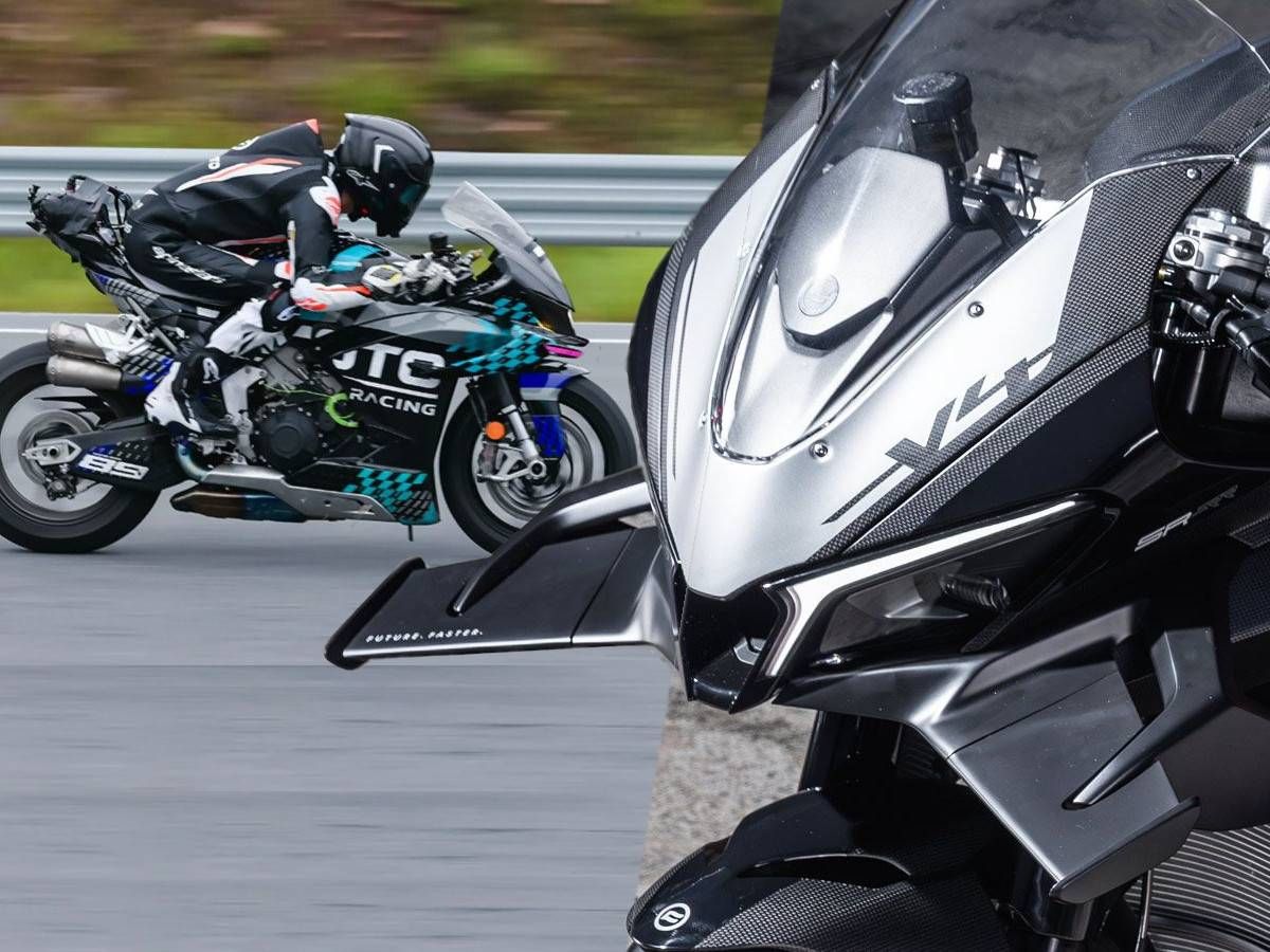 CFMOTO V4 SR-RR Breaks 300km/h, Sets New Top-Speed Record for a Chinese-Made Motorcycle