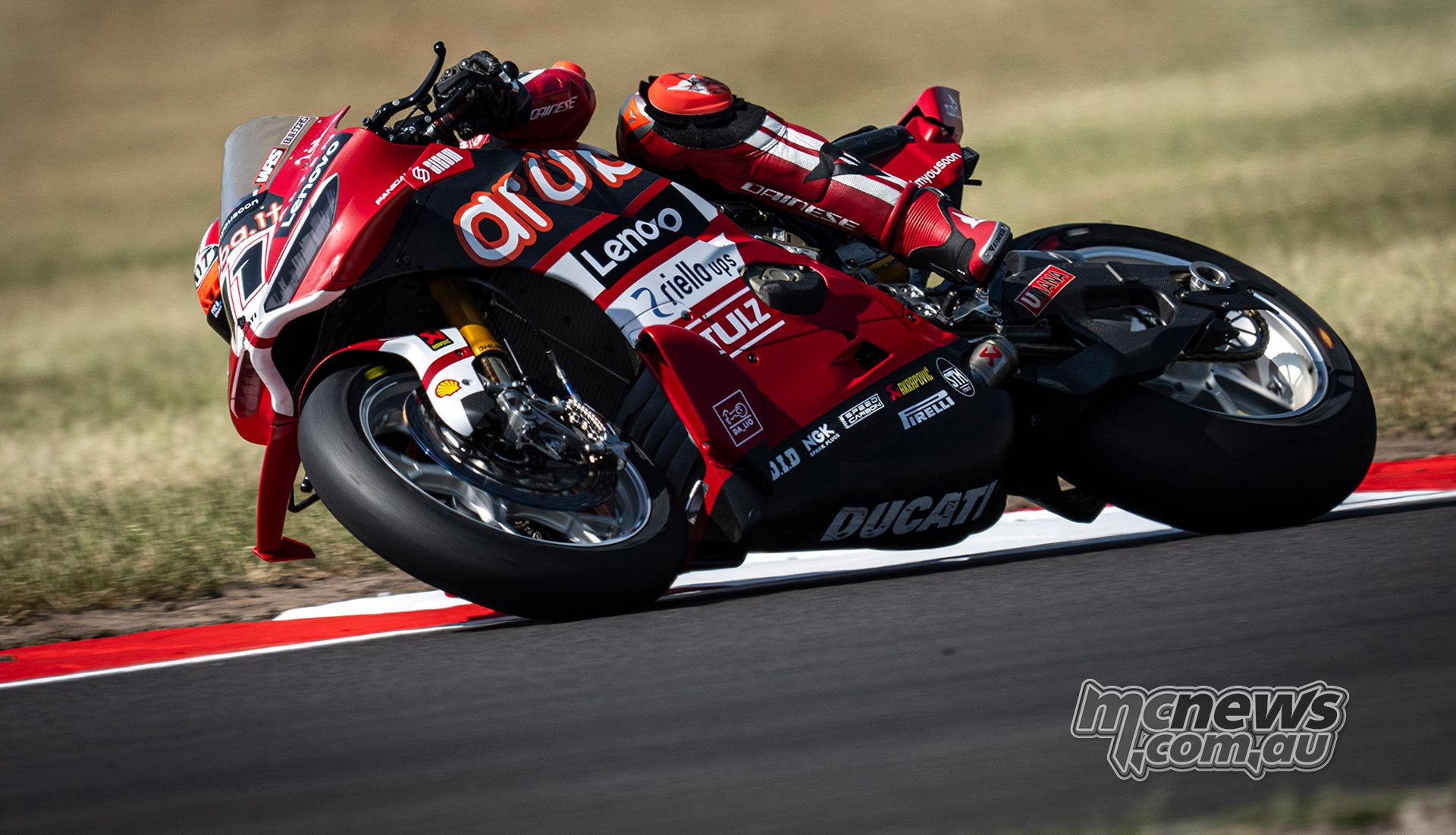 WorldSBK Donington Day 1: Bulega Leads the Ducati Charge With a Warning Shot