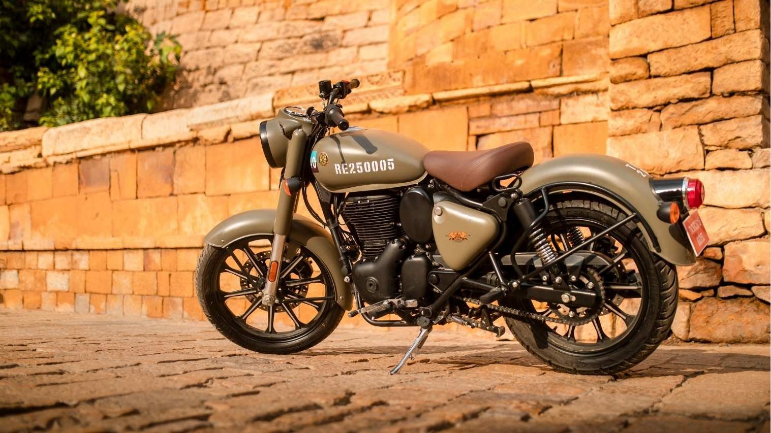 ロイヤルエンフィールド、6月に国内10万台超え Classic 350が牽引・Bullet 350が最も成長